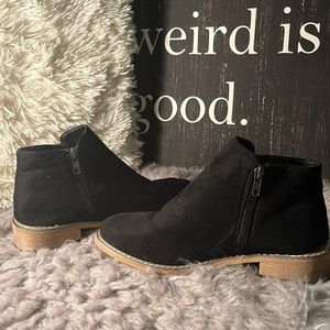 Black ankle booties little heel zipper on sides suede finish NEVER WORN